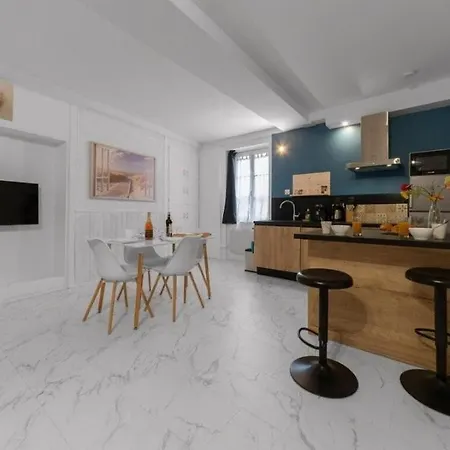 Les Joyaux Du Temps #hypercentre#confort アパート